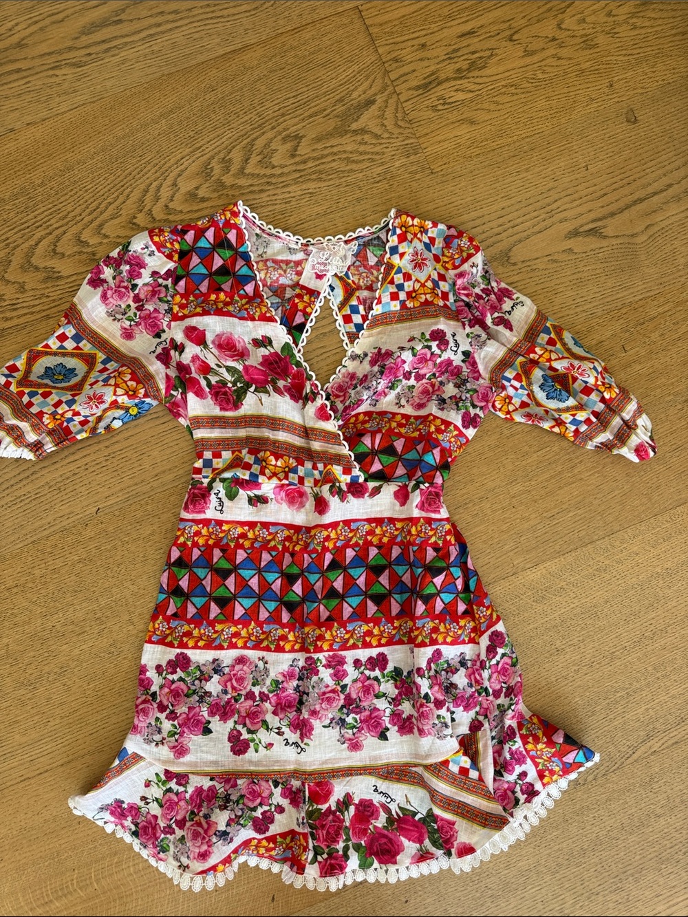 Louise Made in Italy Floral Linen V-Neck Mini Dress